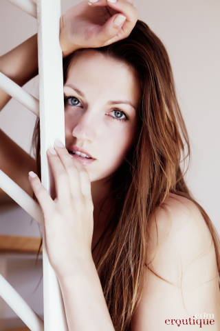 EUFRAT MAI: Watch Your Step, 1 by 1