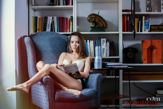 KATYA CLOVER: The Window of Masturbation